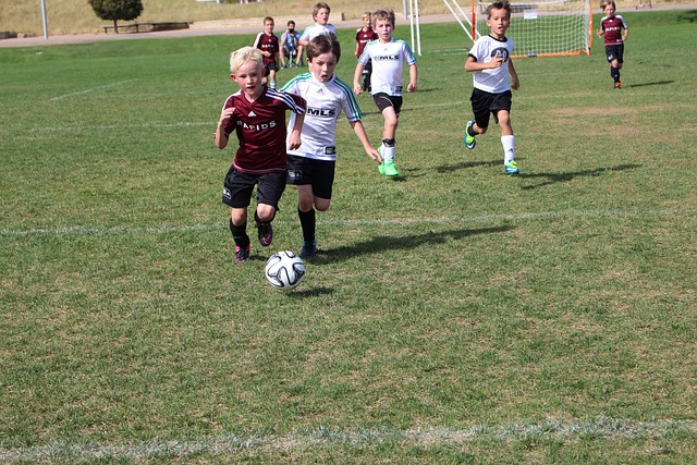 借钢铁般的 借钢铁般的